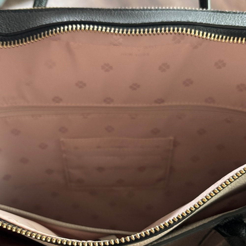 Kate Spade Laptop Case Black and Cream Handbag with Shoulder Strap - Picture 6 of 9